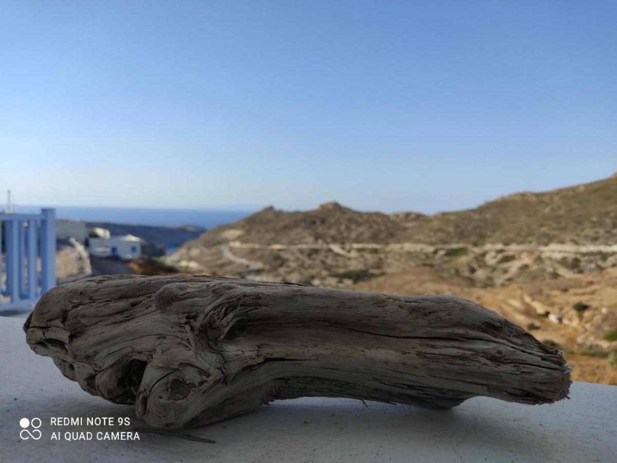 Stilvi Milos Plaka  Exterior photo
